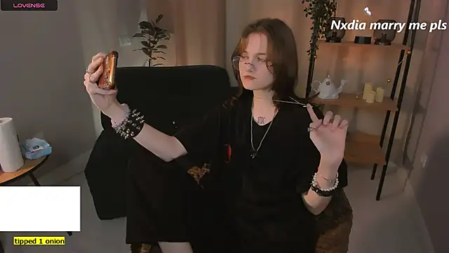 Snapshot of Dilara_xBaby chatting on 10/02/25, 02:24 Dilara xBaby online show from 10/02/25, 02:24