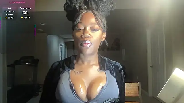 maskedgirl5005 online show from 10/02/25, 06:15