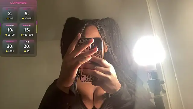 maskedgirl5005 online show from 10/16/25, 02:34