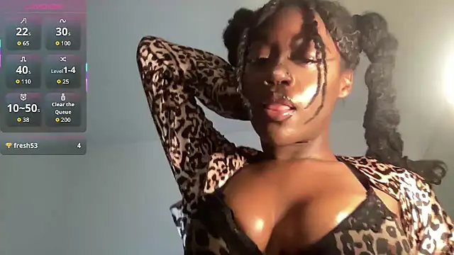 maskedgirl5005 online show from 11/12/25, 03:40