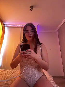 Snapshot of JosefaSweet chatting on 07/02/26, 03:18 JosefaSweet online show from 07/02/26, 03:18