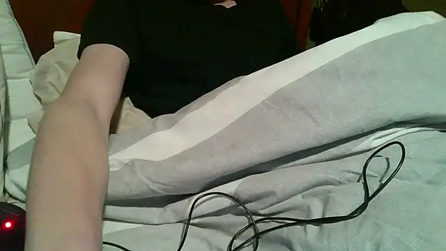 Snapshot of maxman-567 chatting on 02/01/26, 01:59 maxman-567 online show from 02/01/26, 01:59