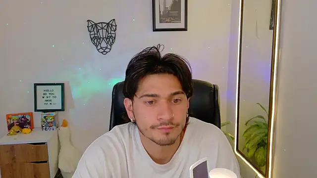 Elian savoy online show from 12/13/25, 11:32