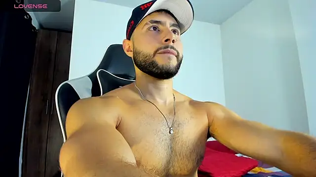 Snapshot of bryan_mugn chatting on 09/23/25, 02:03 bryan mugn online show from 09/23/25, 02:03