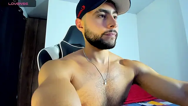 Snapshot of bryan_mugn chatting on 09/28/25, 03:56 bryan mugn online show from 09/28/25, 03:56