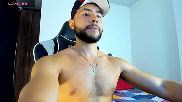 Snapshot of bryan_mugn chatting on 10/03/25, 03:03 bryan mugn online show from 10/03/25, 03:03