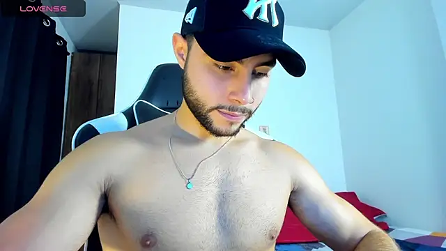 Snapshot of bryan_mugn chatting on 10/13/25, 02:55 bryan mugn online show from 10/13/25, 02:55