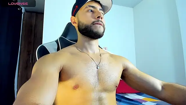 Snapshot of bryan_mugn chatting on 10/22/25, 12:55 bryan mugn online show from 10/22/25, 12:55