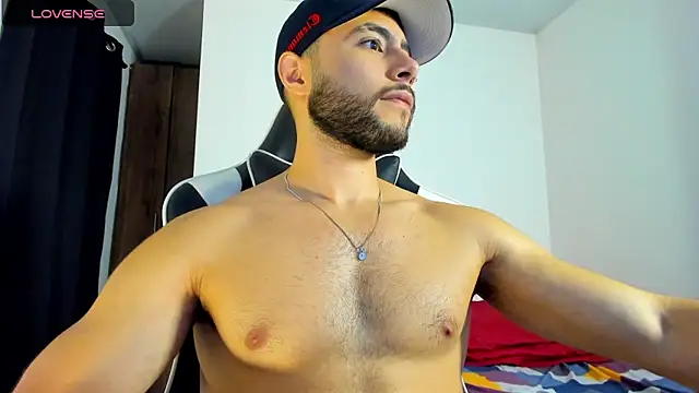 Snapshot of bryan_mugn chatting on 10/26/25, 10:47 bryan mugn online show from 10/26/25, 10:47