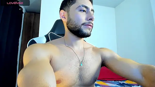 Snapshot of bryan_mugn chatting on 10/31/25, 02:12 bryan mugn online show from 10/31/25, 02:12