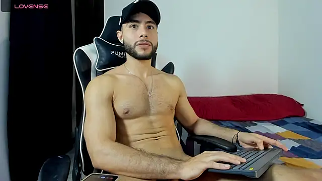 Snapshot of bryan_mugn chatting on 11/22/25, 07:51 bryan mugn online show from 11/22/25, 07:51