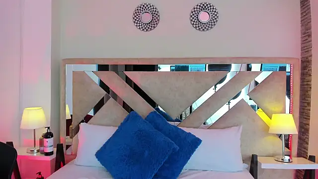 ximena vasquez8 online show from 03/29/26, 04:01