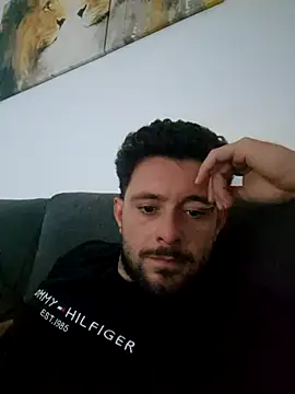 Snapshot of Shelvy29 chatting on 11/23/25, 05:57 Shelvy29 online show from 11/23/25, 05:57