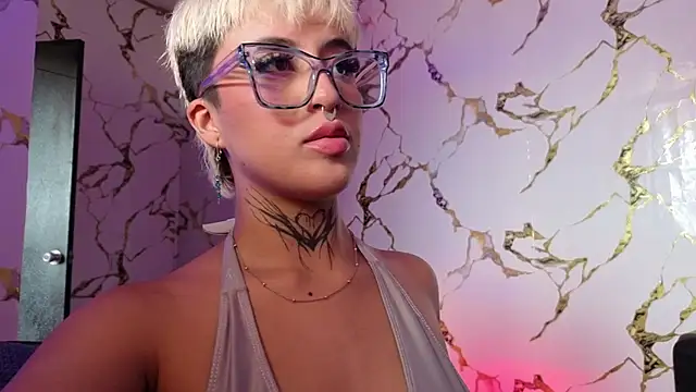 Snapshot of Rebeka-baker chatting on 03/28/26, 02:16 Rebeka-baker online show from 03/28/26, 02:16