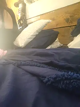 Snapshot of Tannedtattooed69 chatting on 12/14/25, 01:11 Tannedtattooed69 online show from 12/14/25, 01:11