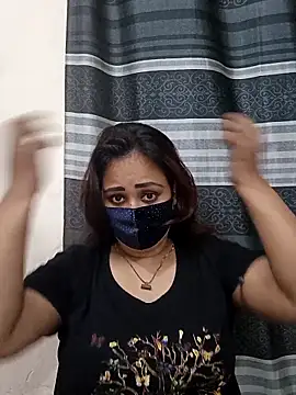 Snapshot of Mow_955 chatting on 09/18/25, 06:32 Mow 955 online show from 09/18/25, 06:32