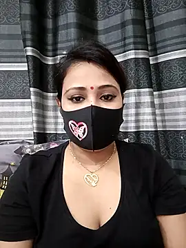 Snapshot of Mow_955 chatting on 11/09/25, 06:28 Mow 955 online show from 11/09/25, 06:28