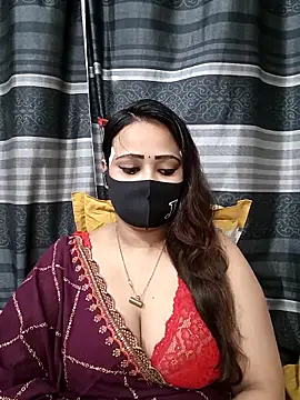 Snapshot of Mow_955 chatting on 12/18/25, 07:09 Mow 955 online show from 12/18/25, 07:09