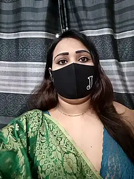 Snapshot of Mow_955 chatting on 12/20/25, 06:59 Mow 955 online show from 12/20/25, 06:59