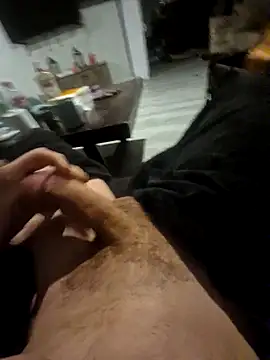 Snapshot of Justme_8519 chatting on 04/05/26, 11:29 Justme 8519 online show from 04/05/26, 11:29