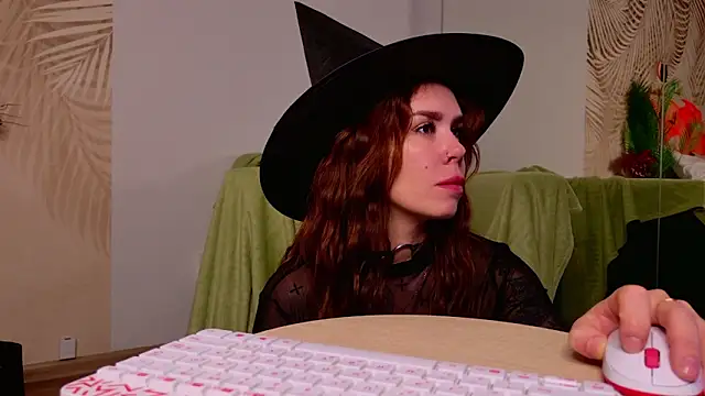 Snapshot of AnitaVensley chatting on 10/30/25, 10:27 AnitaVensley online show from 10/30/25, 10:27