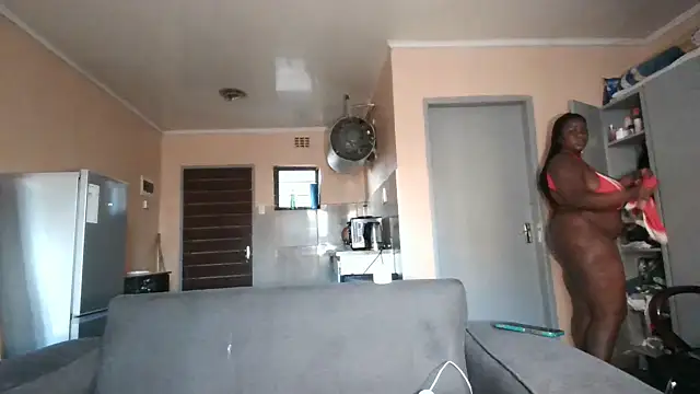 Snapshot of BusybooobsXXX3 chatting on 04/03/26, 04:32 BusybooobsXXX3 online show from 04/03/26, 04:32