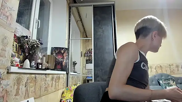 WatsonMi online show from 09/08/25, 02:38