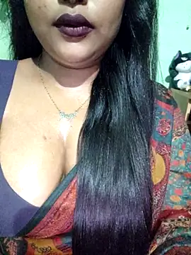 Snapshot of JIYA-04 chatting on 04/06/26, 01:12 JIYA-04 online show from 04/06/26, 01:12