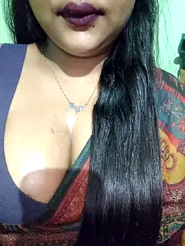 Snapshot of JIYA-04 chatting on 04/17/26, 12:41 JIYA-04 online show from 04/17/26, 12:41
