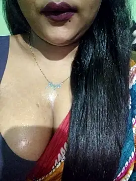 Snapshot of JIYA-04 chatting on 04/18/26, 01:59 JIYA-04 online show from 04/18/26, 01:59