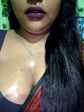 Snapshot of JIYA-04 chatting on 07/08/26, 12:20 JIYA-04 online show from 07/08/26, 12:20
