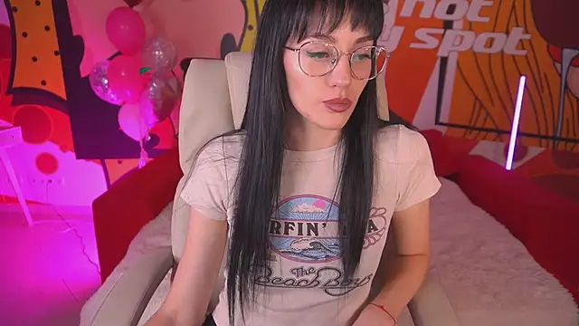 EviLune online show from 02/20/26, 09:15