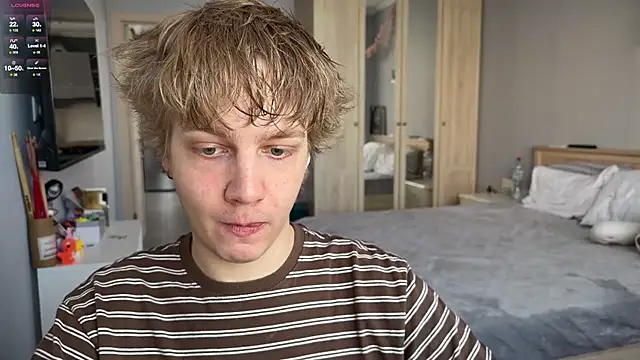 Snapshot of olivertasty chatting on 07/12/26, 03:47 olivertasty online show from 07/12/26, 03:47