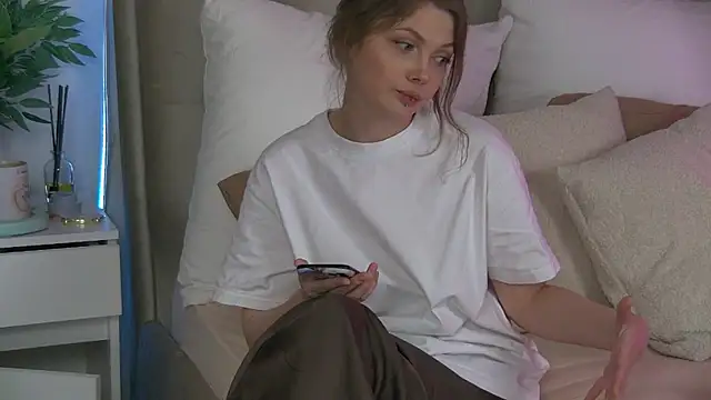 miamunn online show from 09/19/25, 03:45