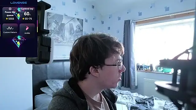 luciferdaroyale online show from 10/31/25, 02:29