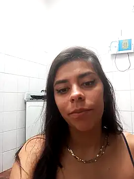 Snapshot of SharonDustLove chatting on 10/10/25, 02:05 SharonDustLove online show from 10/10/25, 02:05