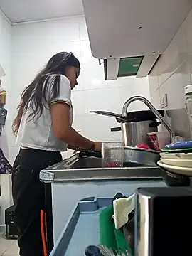 Snapshot of SharonDustLove chatting on 11/06/25, 06:53 SharonDustLove online show from 11/06/25, 06:53