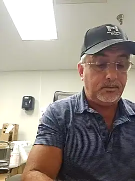 FlirtyOneForU online show from 01/14/26, 10:36