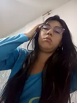 lareinalareinadelanal online show from 10/04/25, 01:53