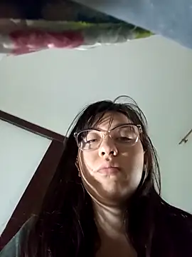 lareinalareinadelanal online show from 10/10/25, 11:53