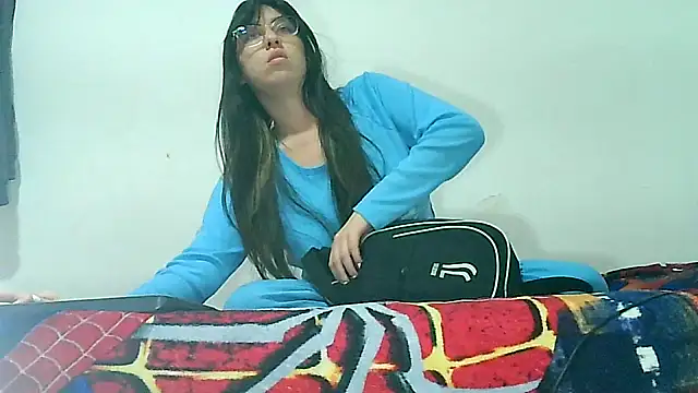 lareinalareinadelanal online show from 11/22/25, 11:04