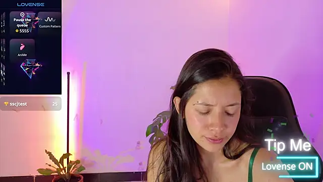 Snapshot of Sarasavage chatting on 03/10/26, 01:16 Sarasavage online show from 03/10/26, 01:16