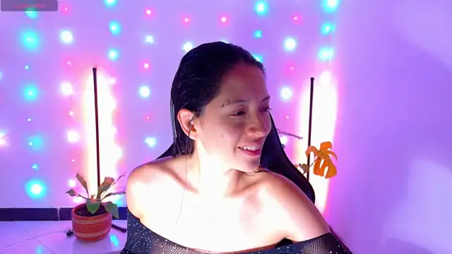 Snapshot of Sarasavage chatting on 04/20/26, 03:04 Sarasavage online show from 04/20/26, 03:04