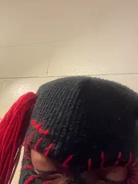 Snapshot of masked_doll_kashi chatting on 03/23/26, 06:34 masked doll kashi online show from 03/23/26, 06:34