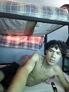 Gabriel Stone online show from 10/22/25, 07:02