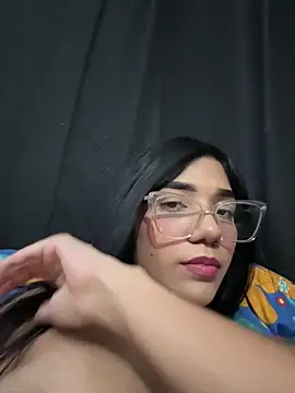 Snapshot of ElaRose_12 chatting on 06/29/26, 08:20 ElaRose 12 online show from 06/29/26, 08:20