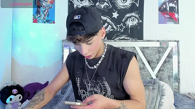 Snapshot of Dark_Boy26 chatting on 04/11/26, 11:31 Dark Boy26 online show from 04/11/26, 11:31