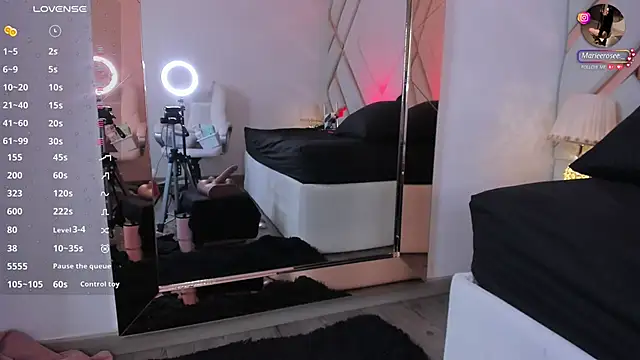 Mariee rosee online show from 10/07/25, 12:19