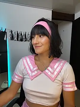 Snapshot of lenkaa chatting on 04/03/26, 11:58 lenkaa online show from 04/03/26, 11:58