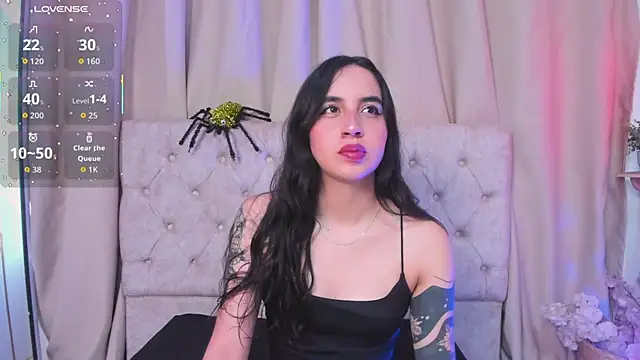 kaylee lee online show from 10/18/25, 01:45